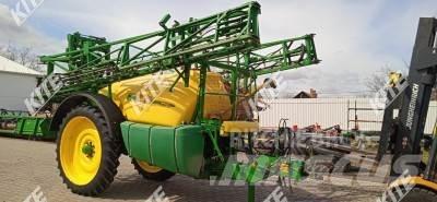 John Deere 732i/21 Anhängespritzen