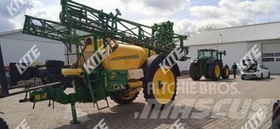 John Deere 732i/21 Anhängespritzen