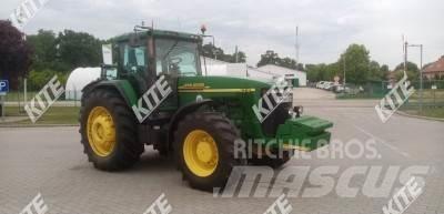 John Deere 8310 Traktoren