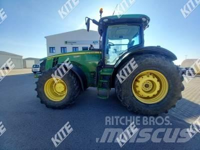 John Deere 8335R Traktoren
