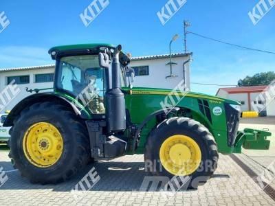 John Deere 8345R Traktoren