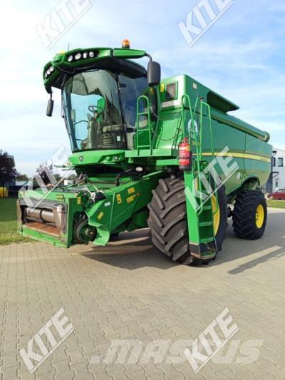John Deere S690 Mähdrescher
