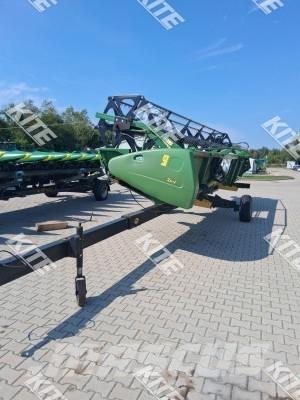 John Deere T660 Mähdrescher