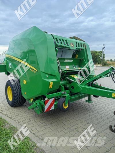 John Deere V451R Rundballenpressen