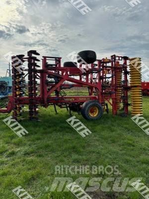 Väderstad TopDown 600 Grubber