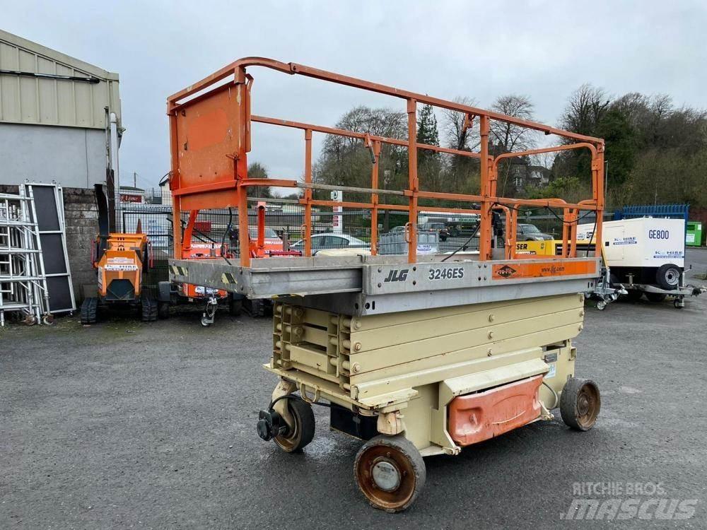 JLG 3246ES Scheren-Arbeitsbühnen