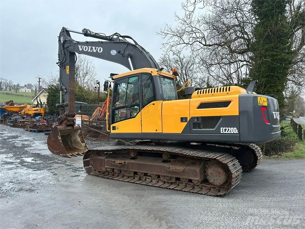 Volvo EC220DL Raupenbagger