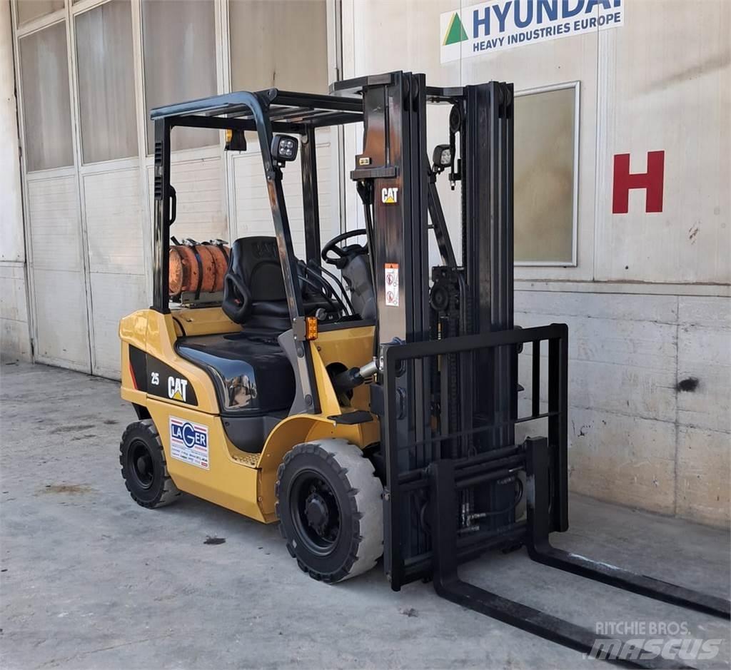 CAT GP25NT LPG heftrucks