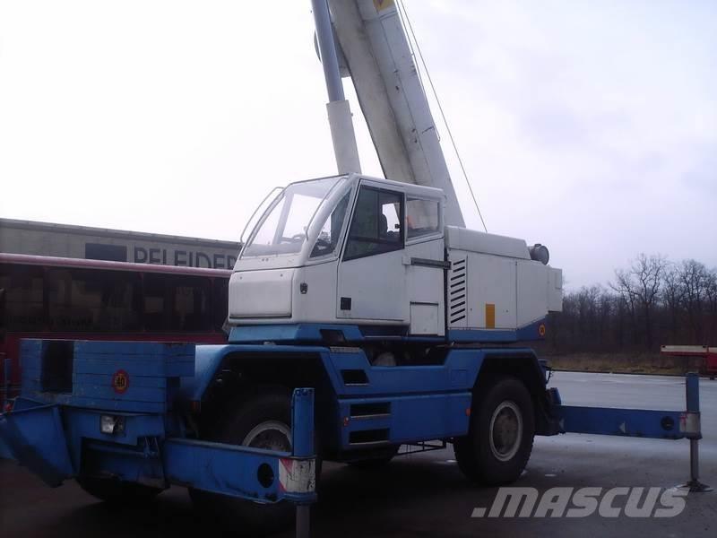 Compact Truck CT2-1 Ruwterrein kranen
