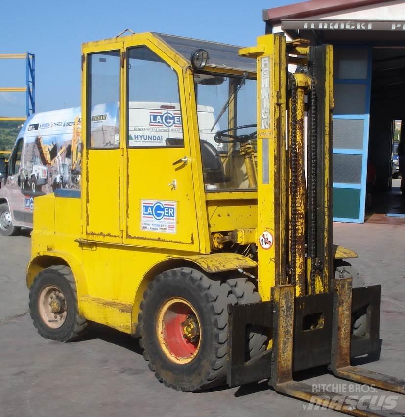 Fenwick DBPJ-405  92 Diesel heftrucks