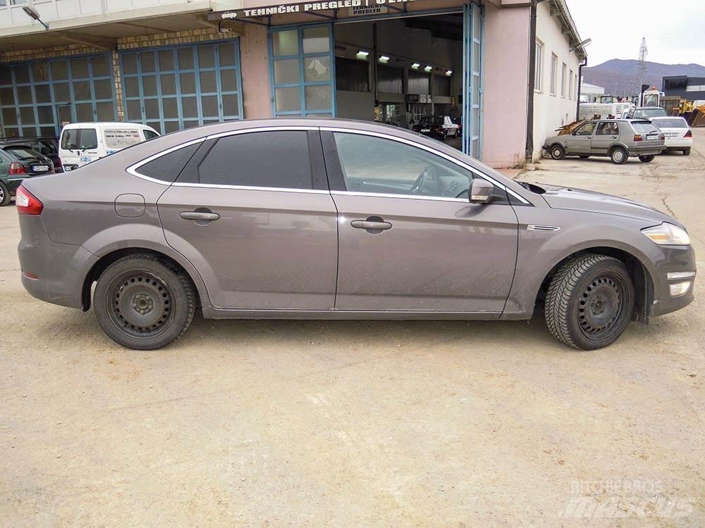 Ford Mondeo PKWs