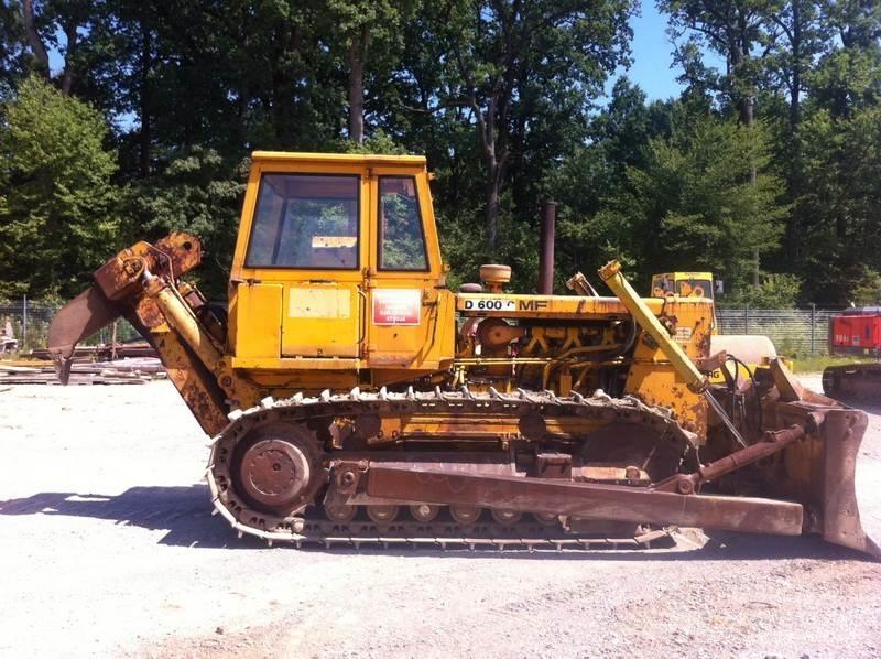 Hanomag D600 Bulldozer