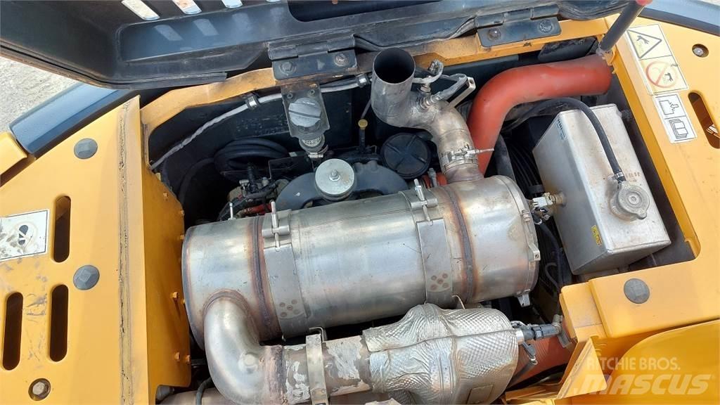 Hyundai HX145LCR Raupenbagger