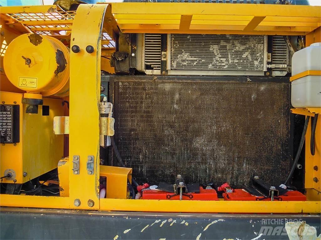 Hyundai R250LC-7 Raupenbagger