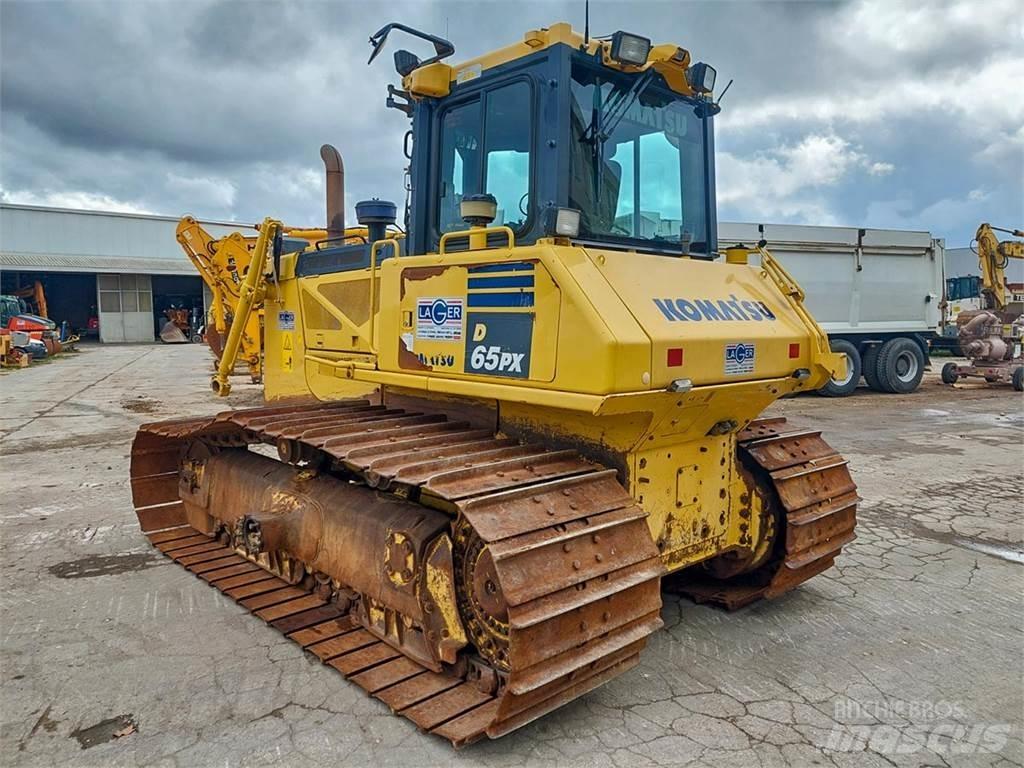 Komatsu D65PX-17 Bulldozer
