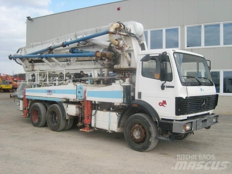 Mercedes-Benz 2422 Betonpumpen