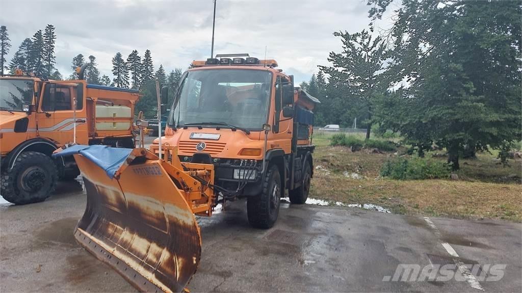 Mercedes-Benz Unimog U400 Kommunal-Sonderfahrzeuge
