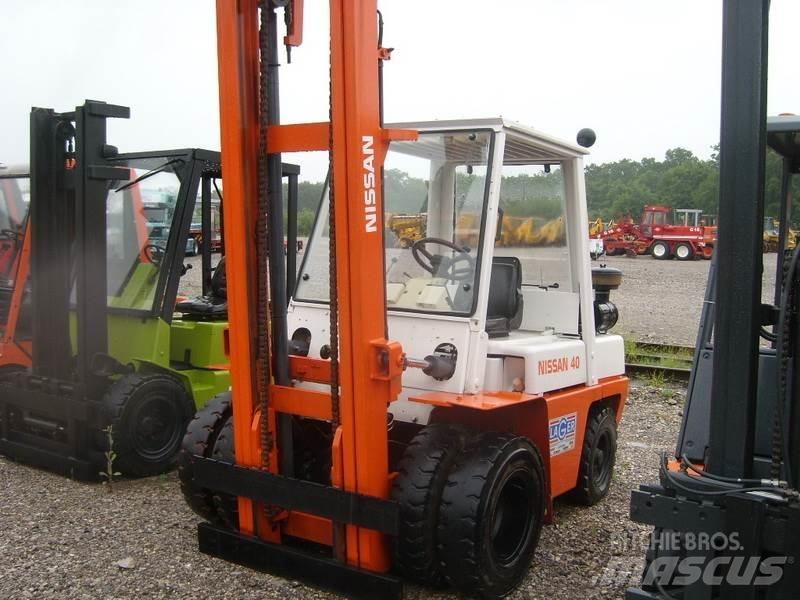 Nissan 40 Diesel heftrucks