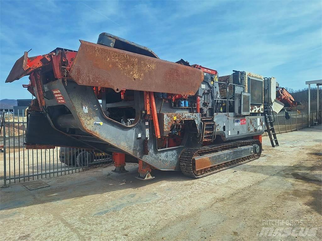 Sandvik QI 240 Mobile Brecher