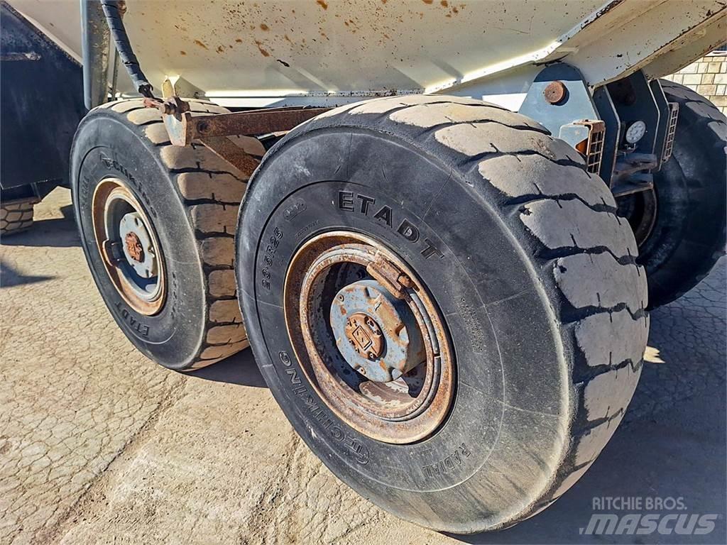 Terex TA300 Dumper - Knickgelenk
