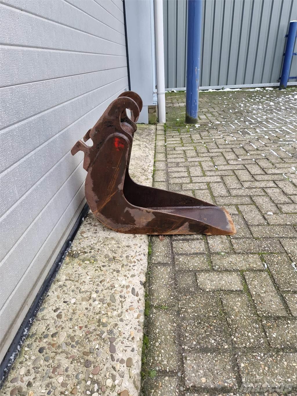  Banaanbak Sonstige Landmaschinen