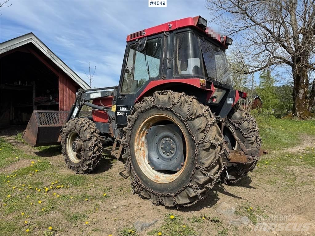 CASE 685 XL Traktoren