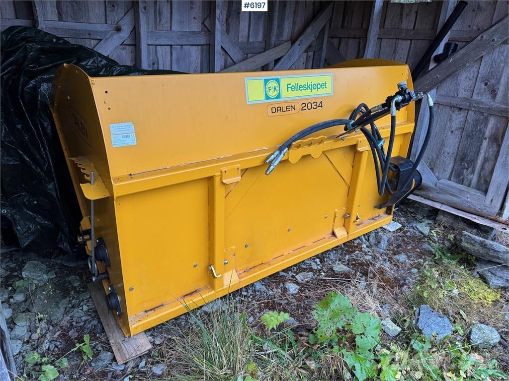 Dalen 2034 Schneeschilde und -pflüge