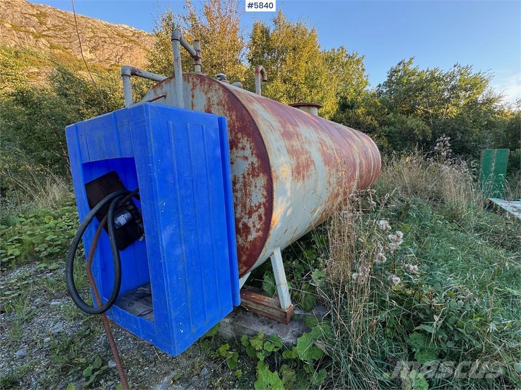  Dieseltank 12000L Andere Zubehörteile