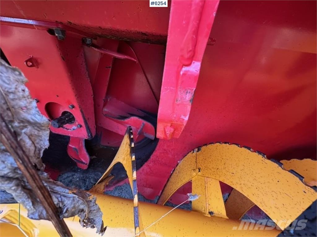 Duun TFP250 Schneeschilde und -pflüge