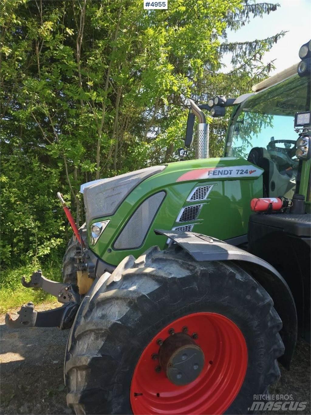 Fendt 724 Vario Traktoren