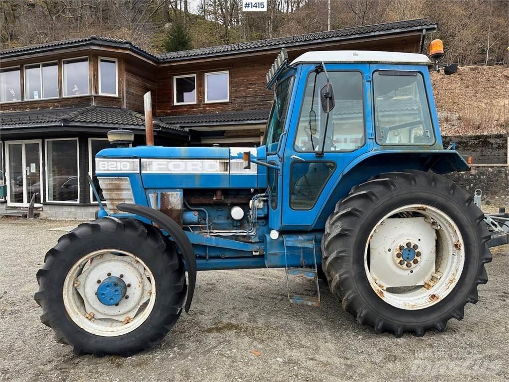 Ford 8210 Traktoren