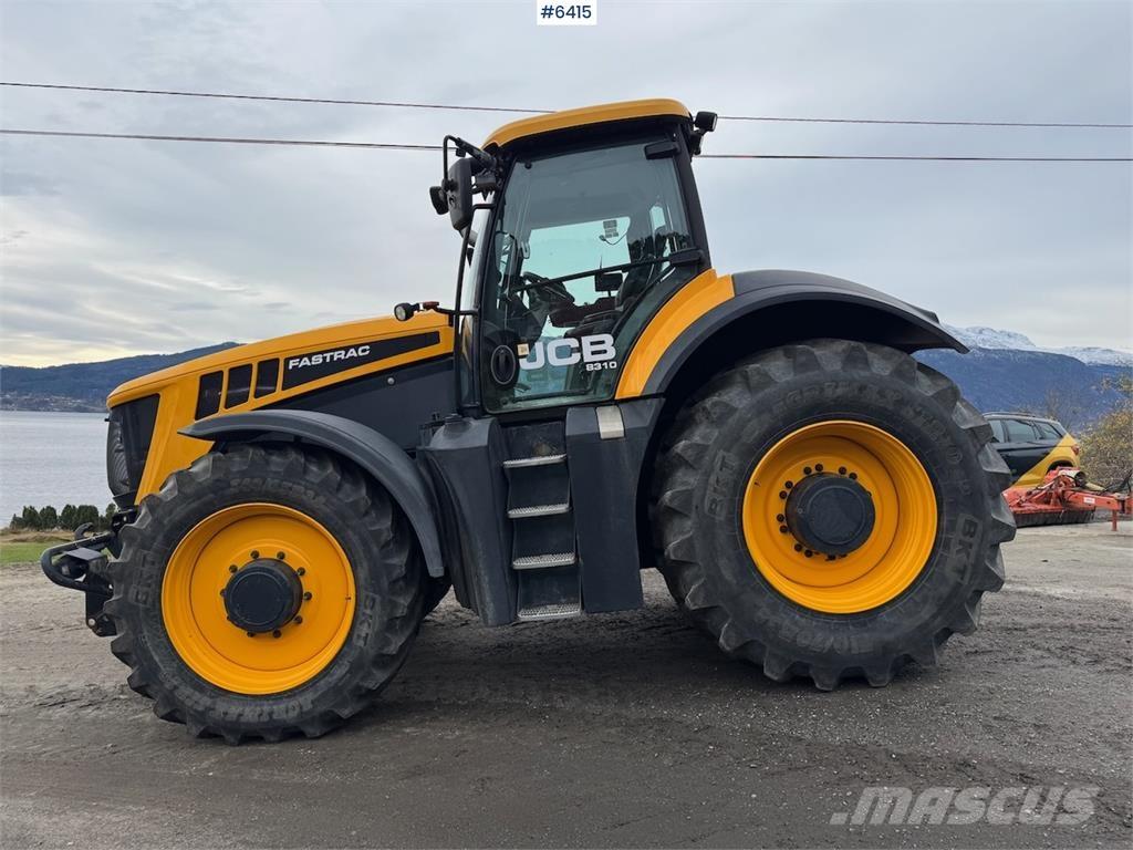 JCB 8310 Fastrac Traktoren