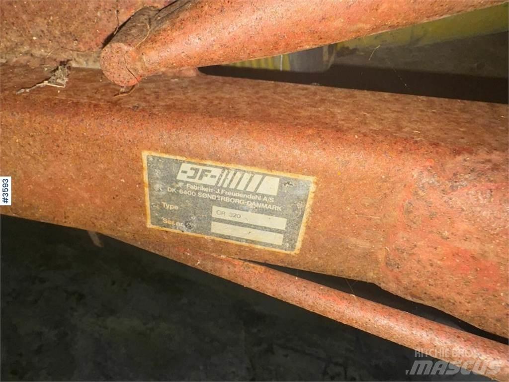 JF CR 320 Sonstige Erntemaschinen