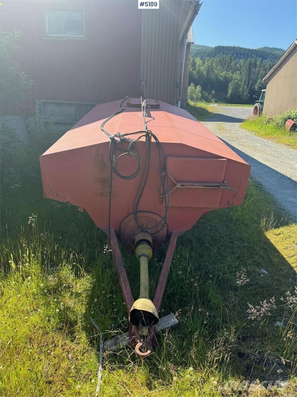 Moelven 606 Drillmaschinen