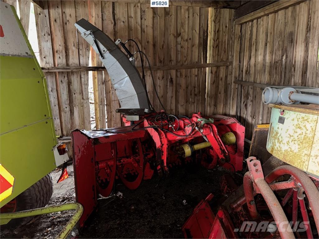 Nokka LR 4271 Schneeschilde und -pflüge