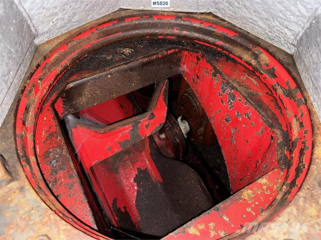 Nokka LR 4271 Schneeschilde und -pflüge