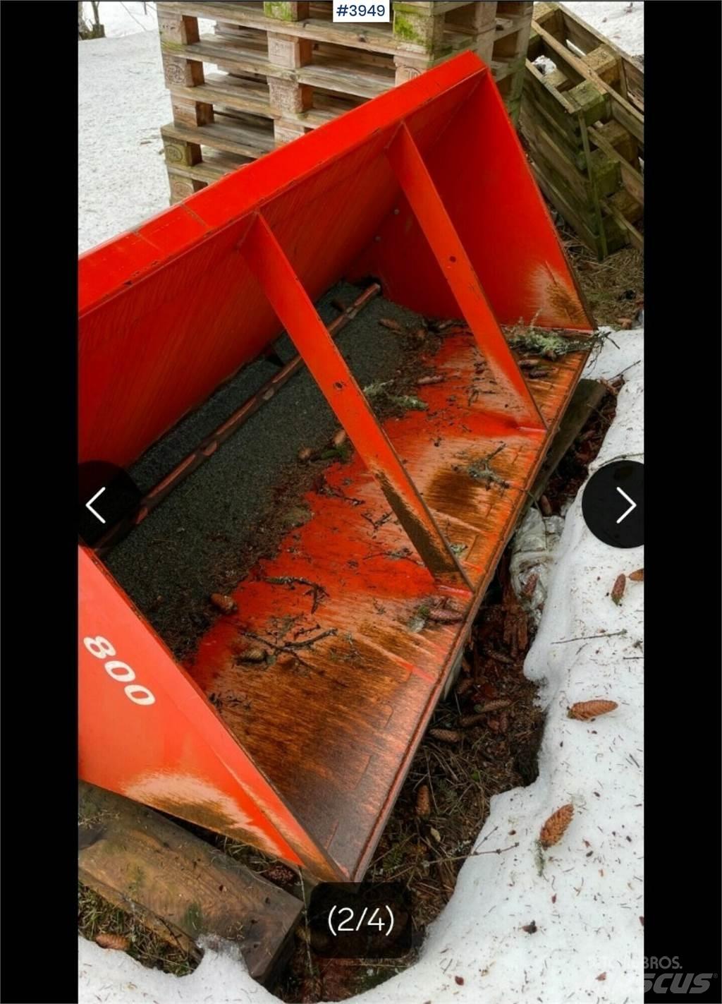Sisu 800 Sonstige Schneeräumgeräte