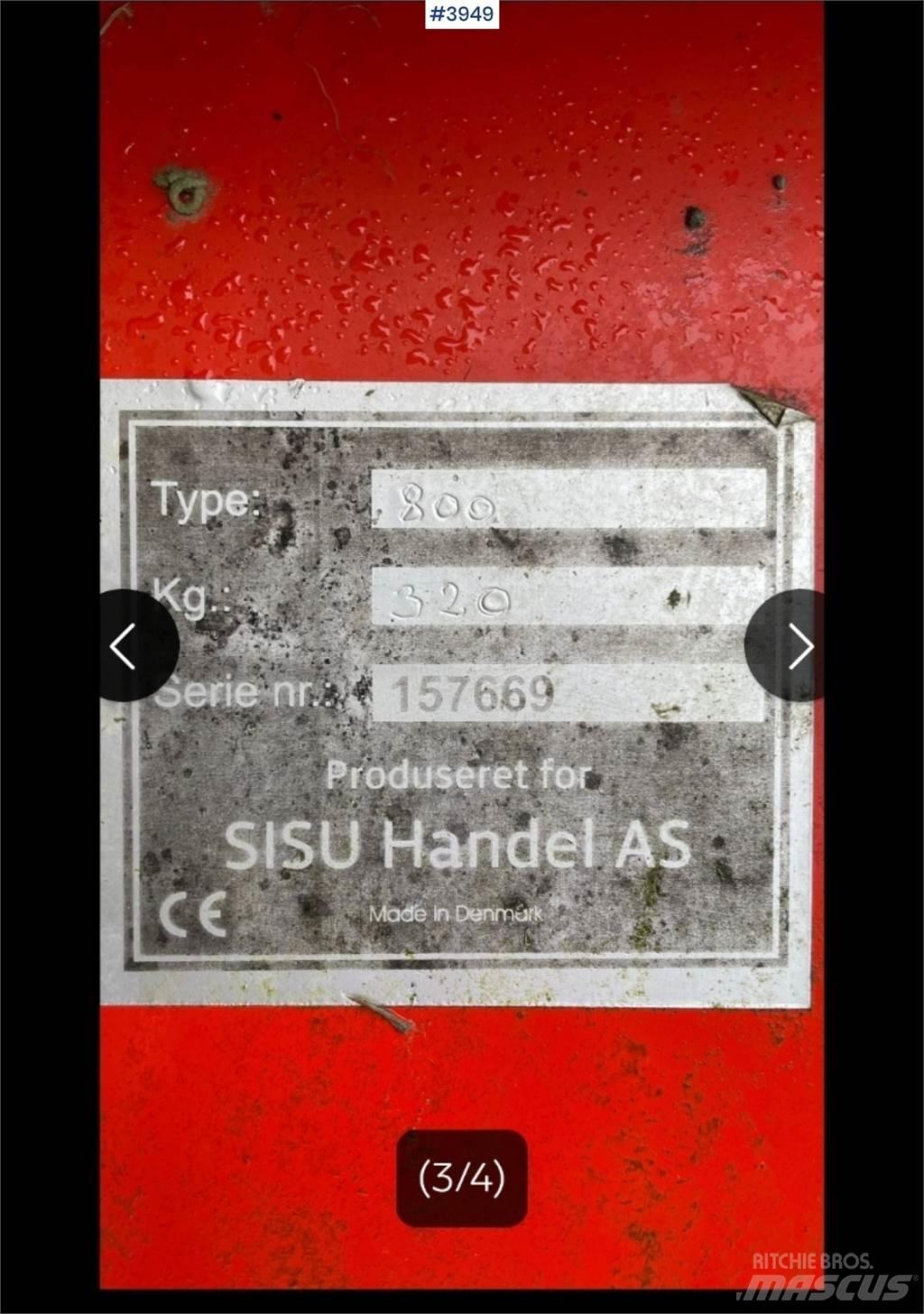 Sisu 800 Sonstige Schneeräumgeräte