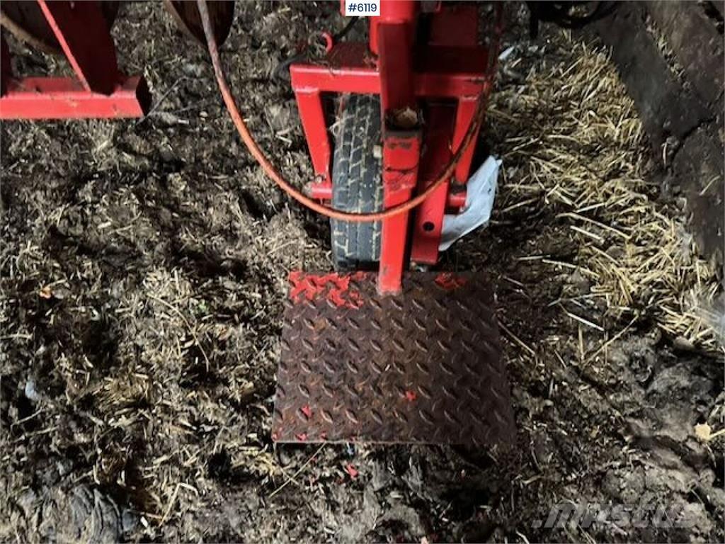 TKS F2 Sonstige Erntemaschinen