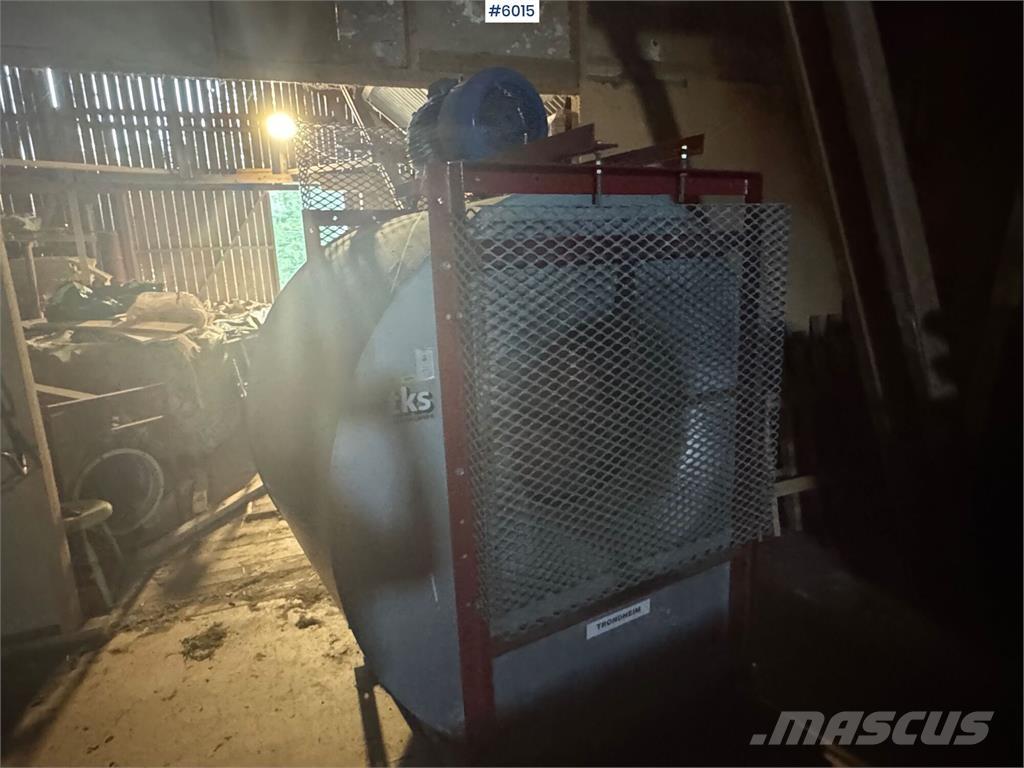 TKS Høytørke Sonstige Erntemaschinen