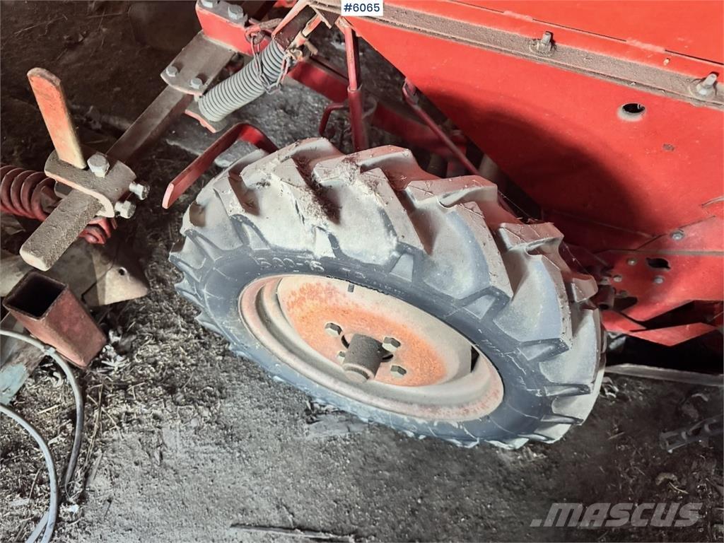 Underhaug 1400 Drillmaschinen