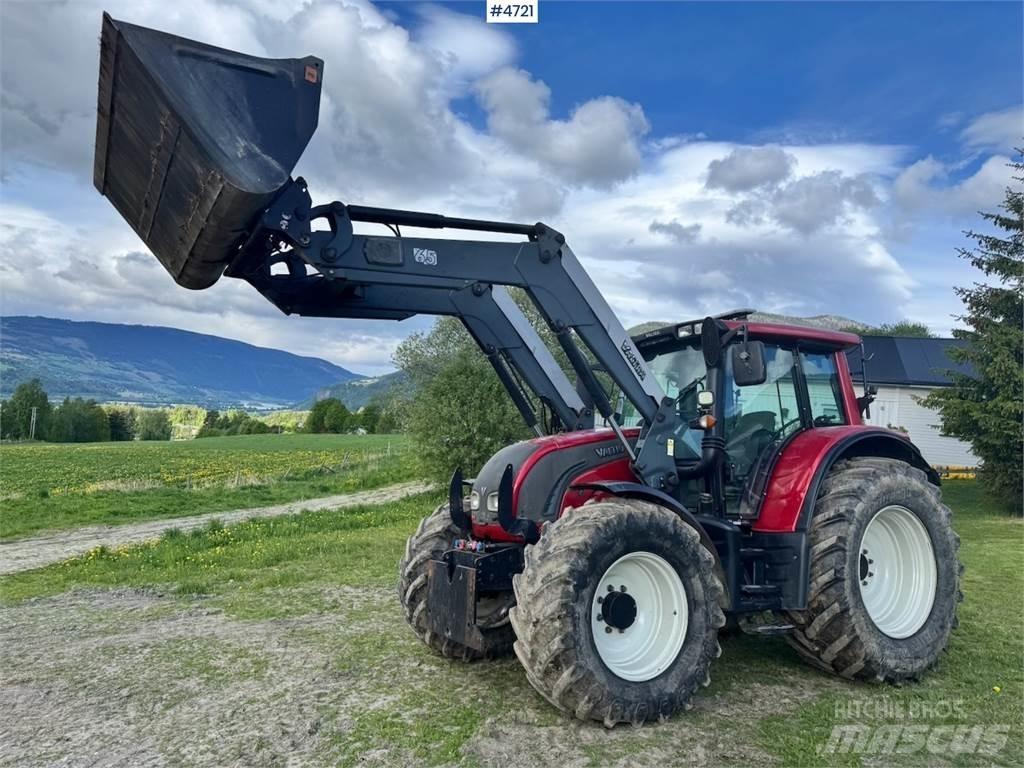 Valtra N142 Traktoren