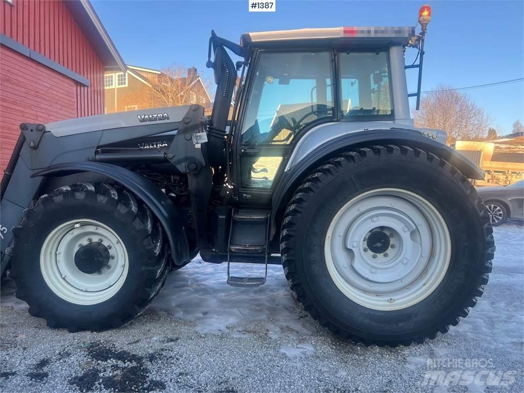 Valtra T190 Traktoren
