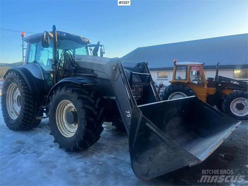 Valtra T190 Traktoren