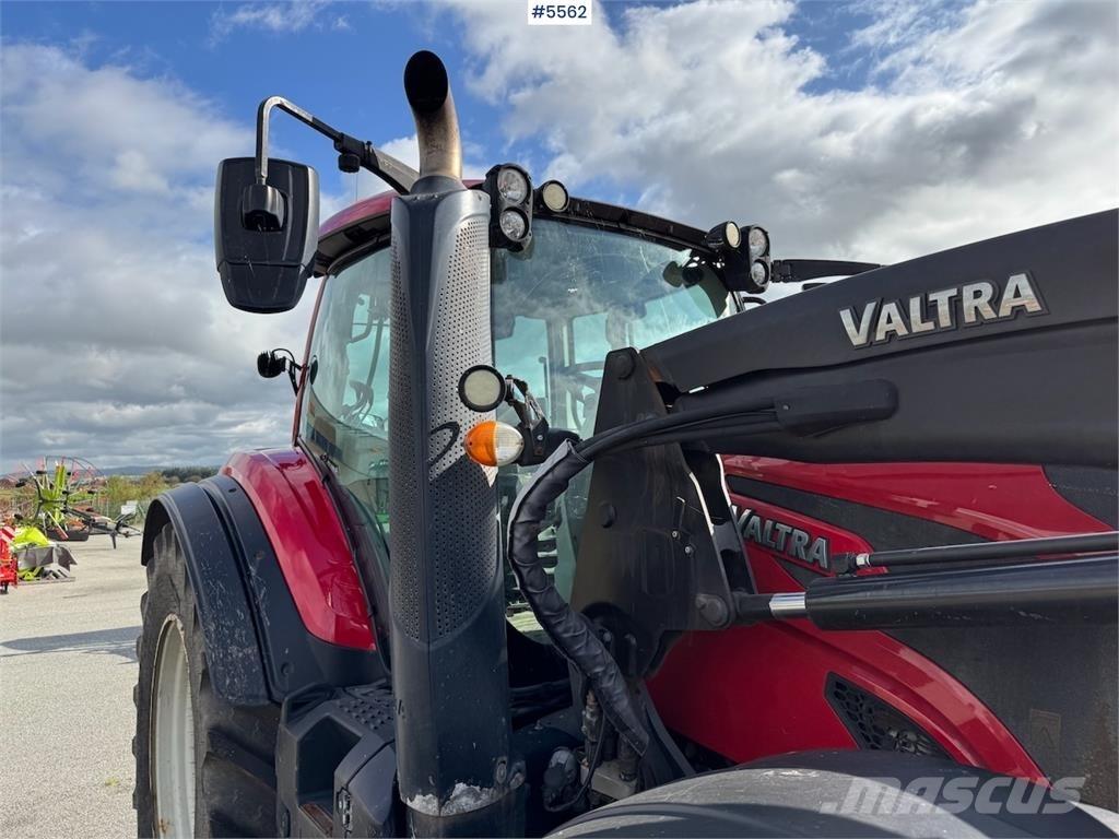 Valtra T194 Traktoren