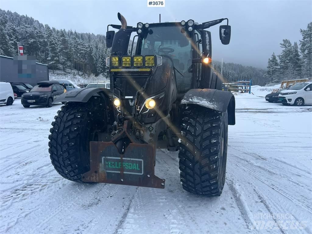 Valtra T254 Traktoren