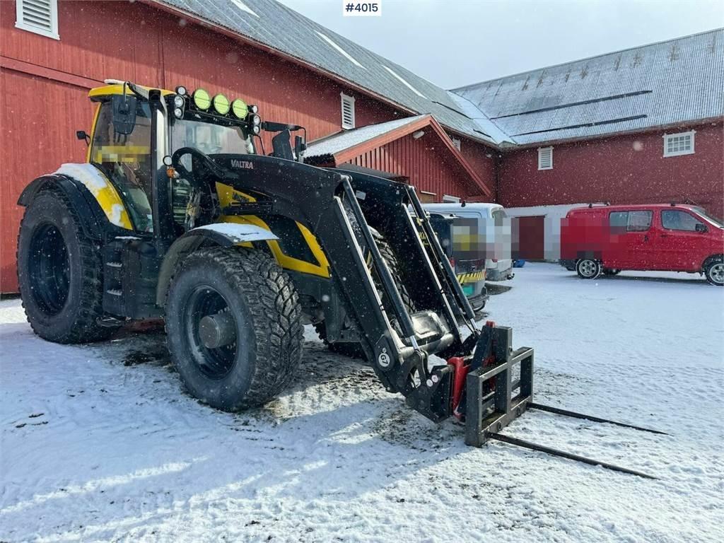 Valtra T255 Traktoren