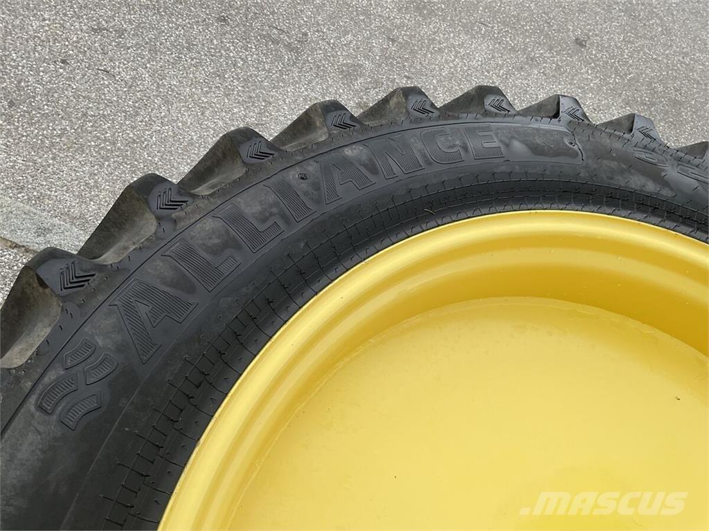  320/90 R 42 Reifen