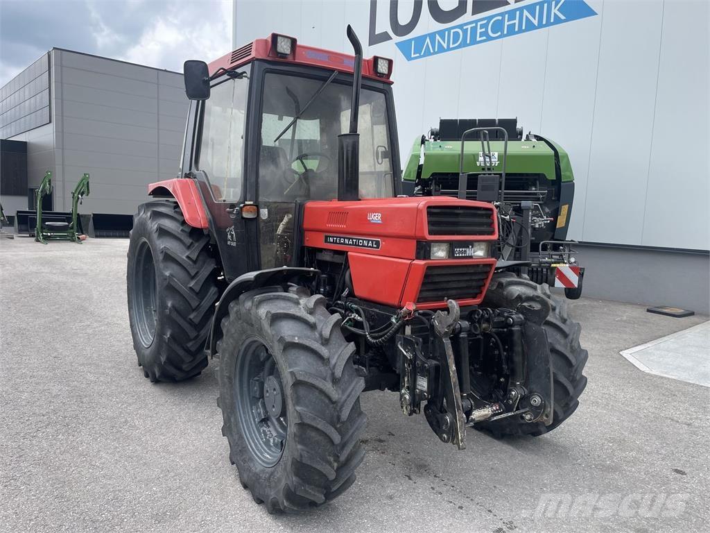 Case IH 885 XLA Traktoren