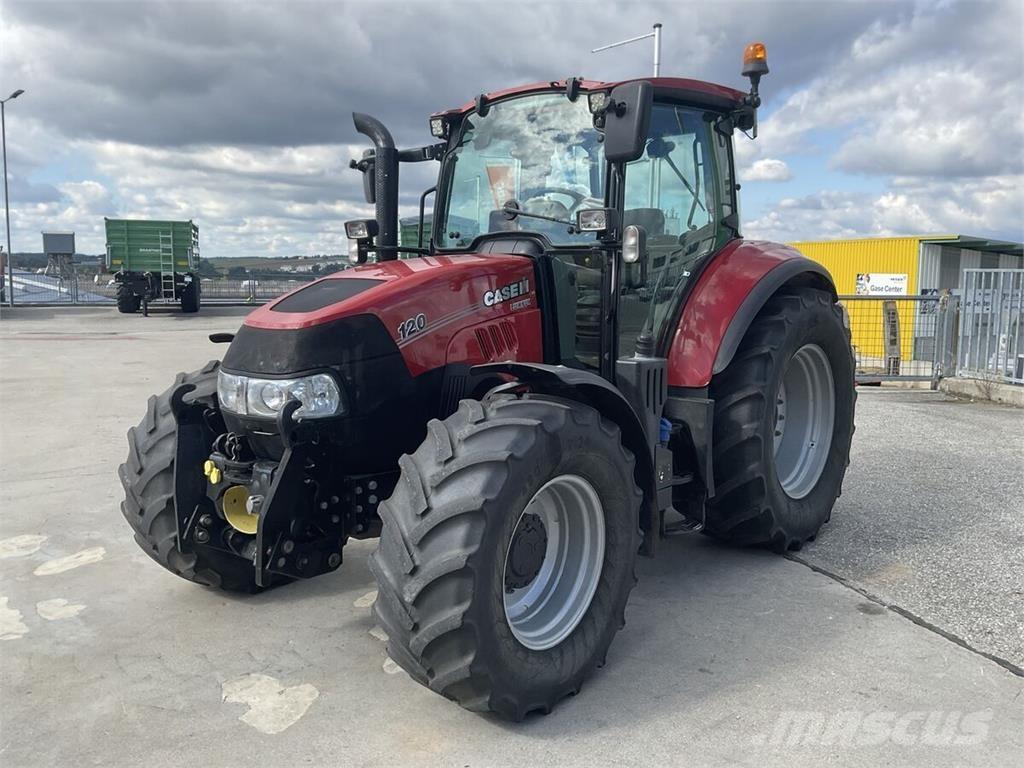 Case IH Luxxum 120 Traktoren